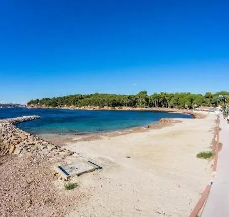 200 M De La Jardin Calme Saint-Mandrier-sur-Mer