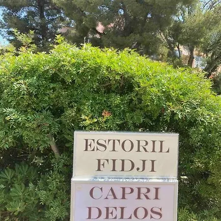200 M De La Jardin Calme Saint-Mandrier-sur-Mer