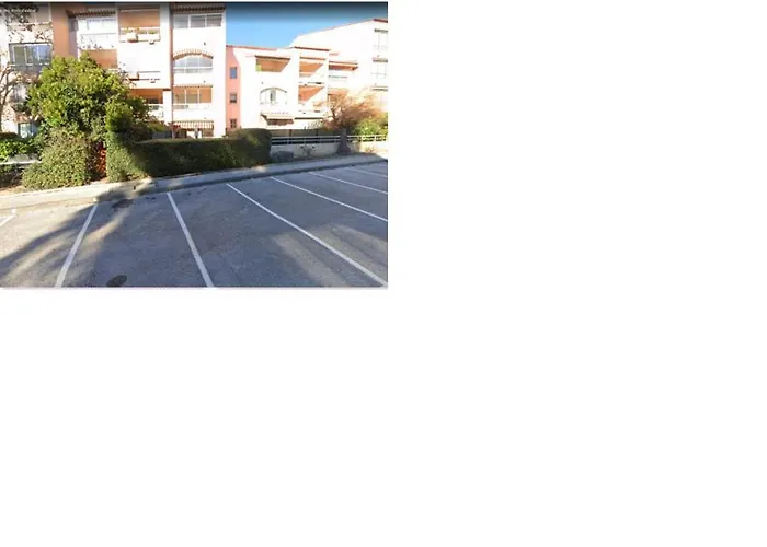 Apartamento 200 M De La Jardin Calme *